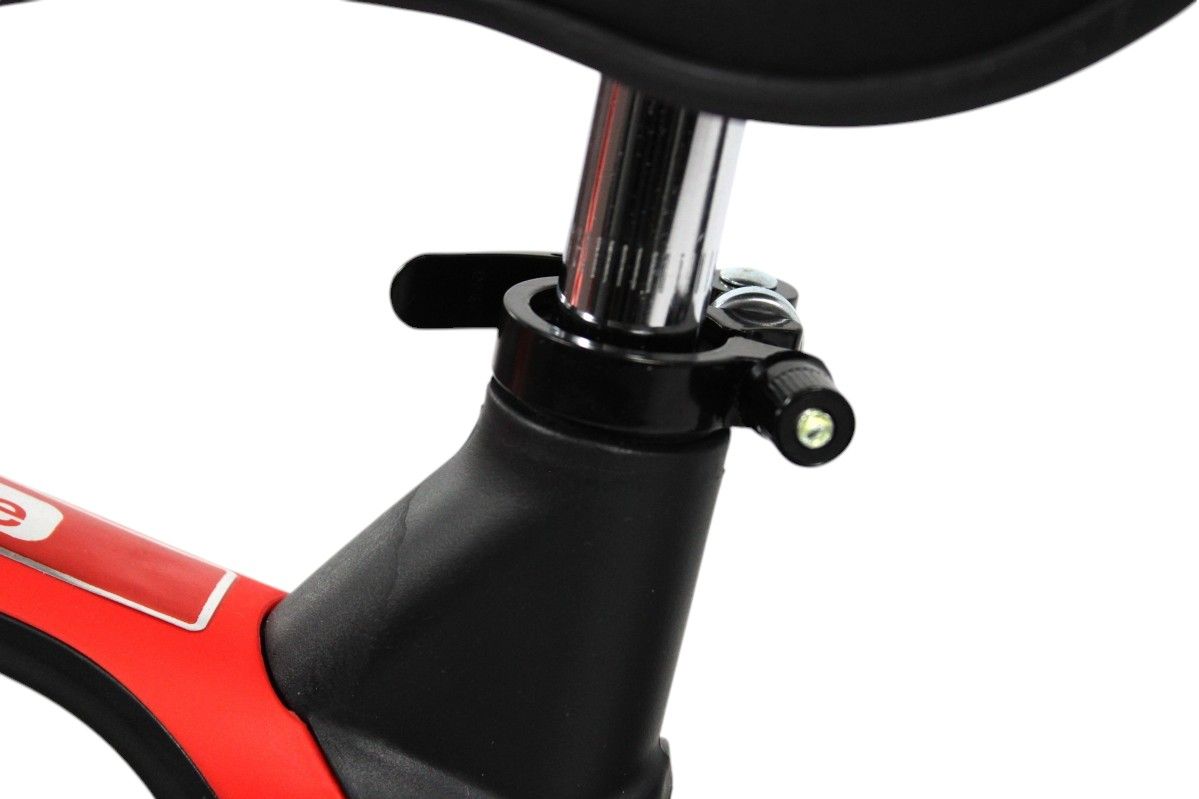 Детский беговел RiverToys (М002БХ-BLACK) черный