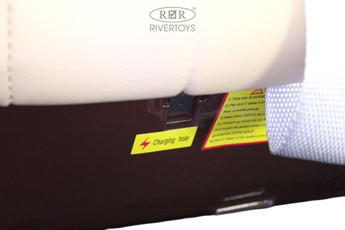 Детский электромобиль RiverToys Rolls-Royce (E444EE-RED-GLANEC) красный глянец