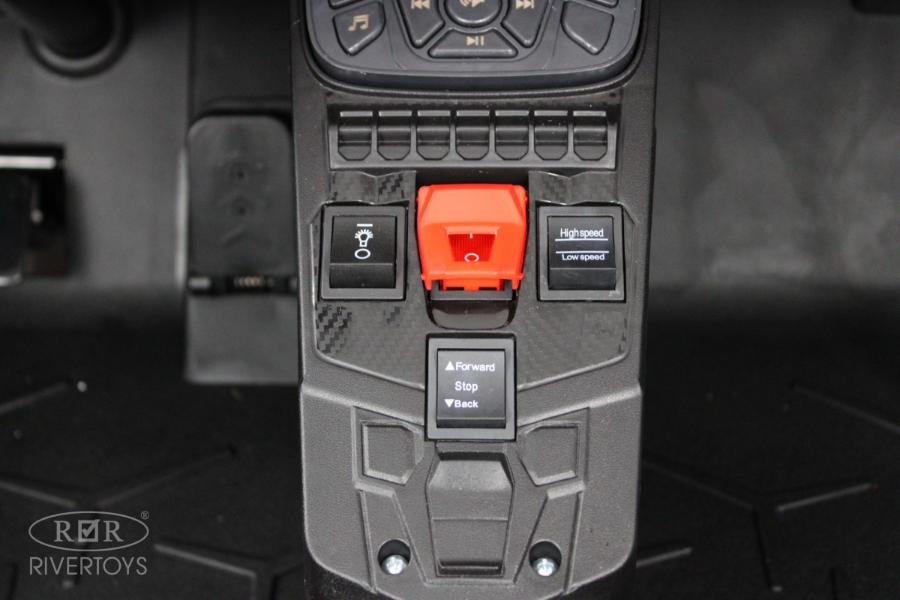 Детский электромобиль RiverToys Lamborghini Aventador SV (M777MM) красный