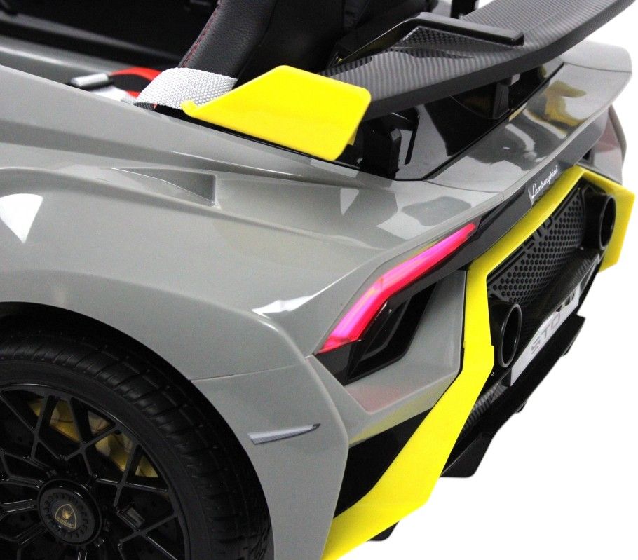 Детский электромобиль RiverToys Lamborghini Huracán STO (E888EE-GRAY) серый