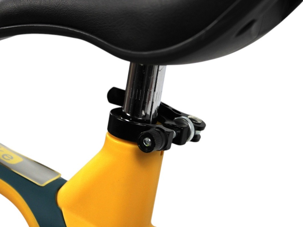 Детский беговел RiverToys (М002БХ) (желтый)