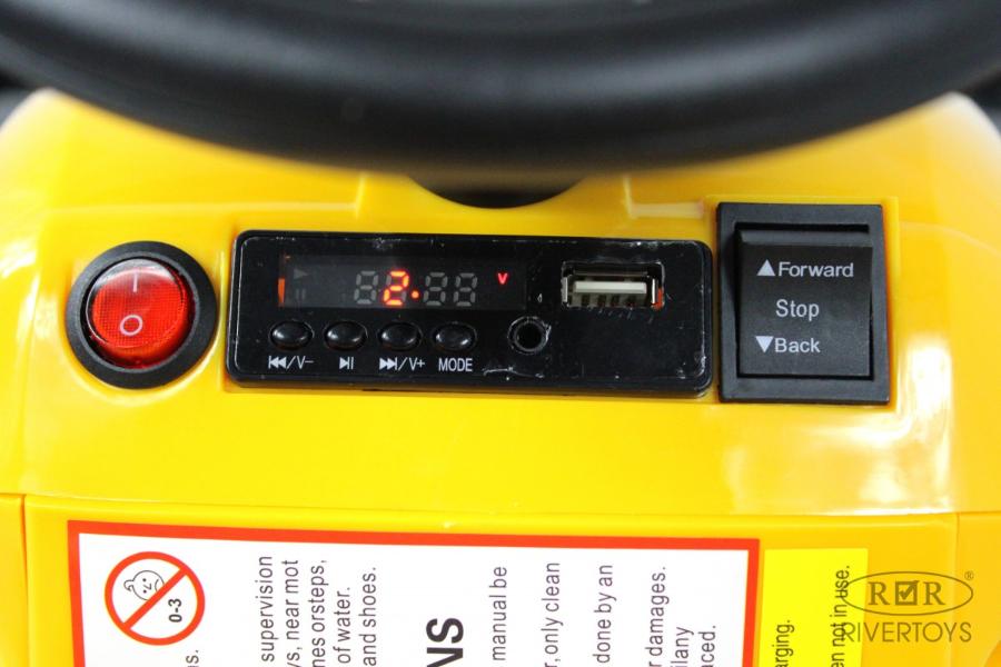 Детский электромобиль RiverToys трактор-погрузчик T333TT желтый