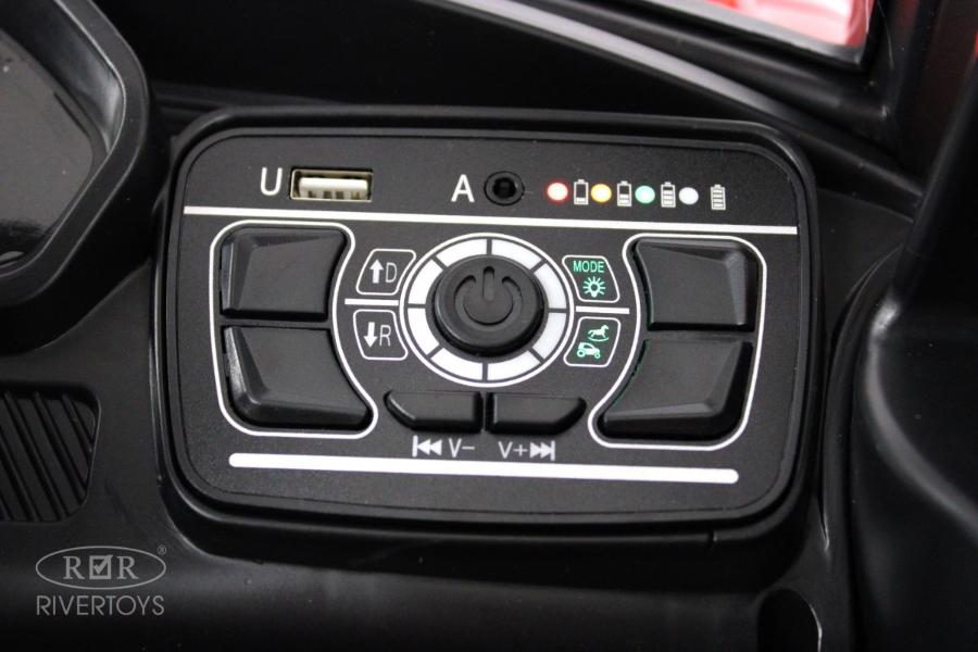 Детский электромобиль RiverToys М222БХ красный