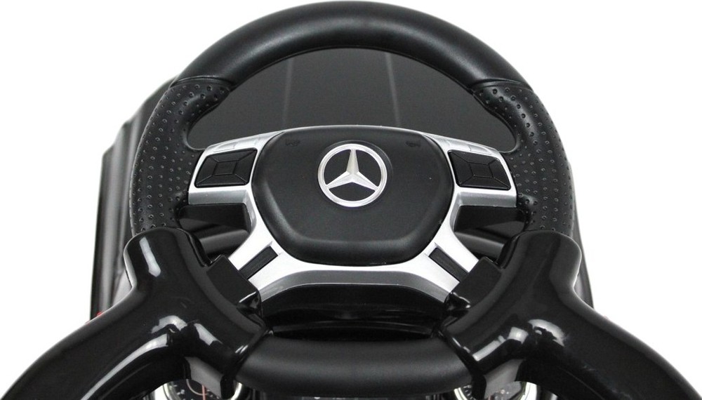 Детский толокар Mercedes-Benz GL63 RiverToys (A888AA-H) (черный)