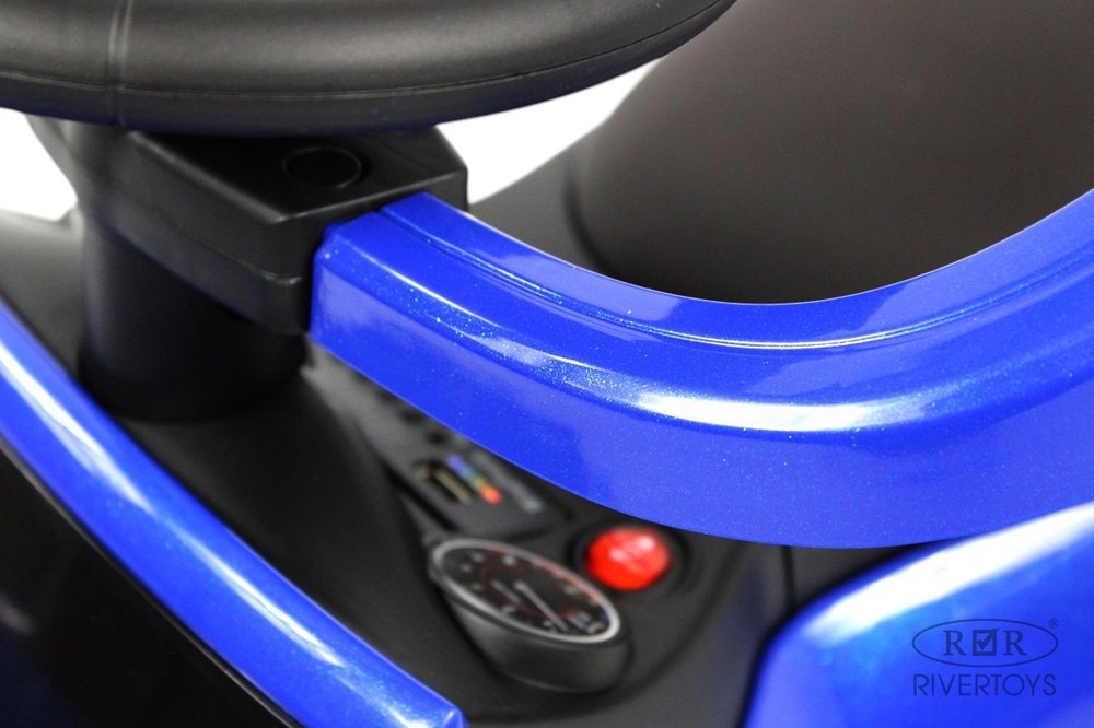 Детский толокар Mercedes-Benz G63 RiverToys (Z001ZZ-B) (синий бриллиант)