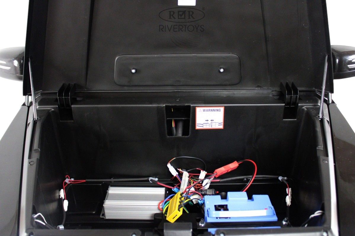 Детский электромобиль RiverToys Mercedes-Maybach G650 Landaulet (M999MM-BLACK) черный