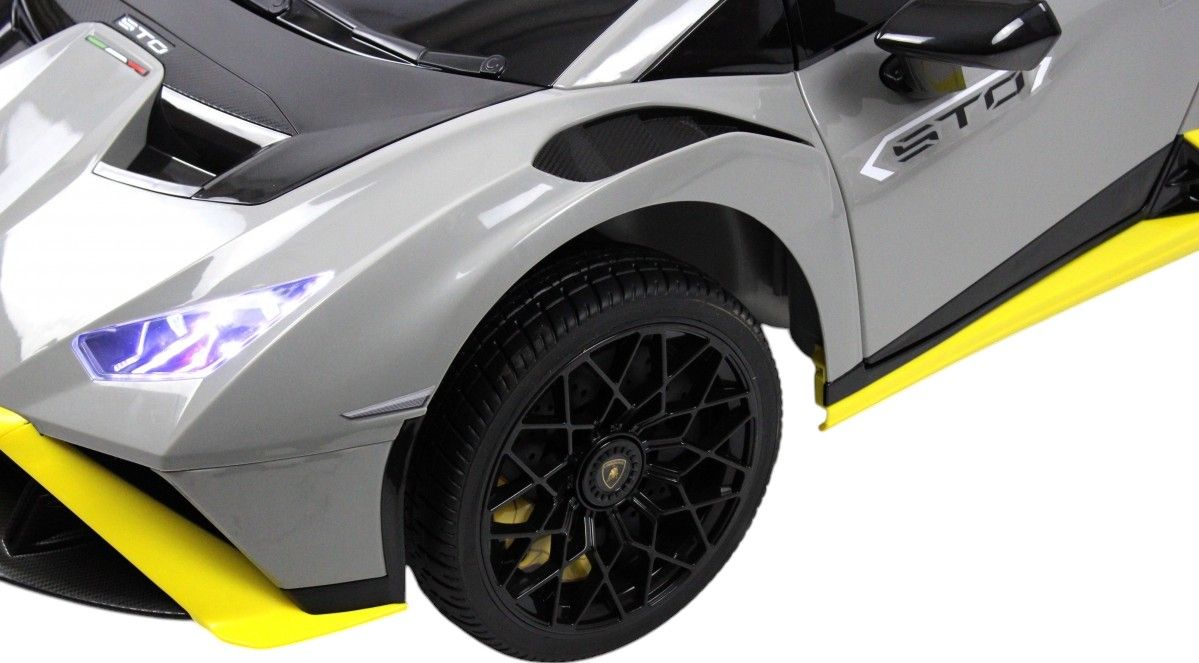 Детский электромобиль RiverToys Lamborghini Huracán STO (E888EE-GRAY) серый