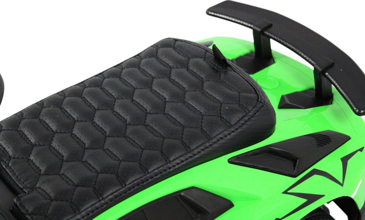 Детский толокар RiverToys (M555MM-D-GREEN) зеленый