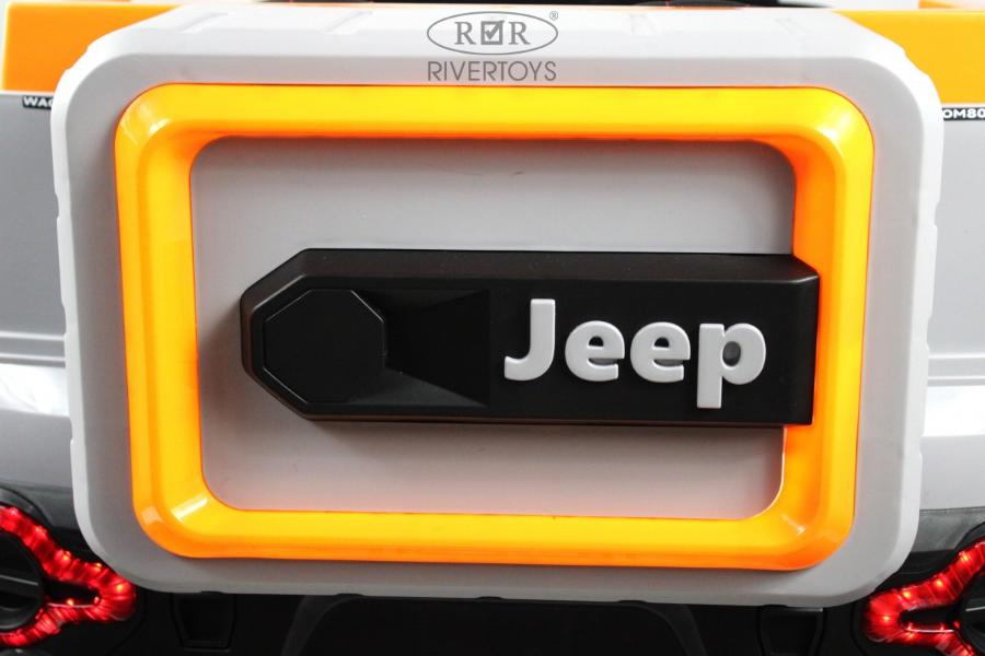 Детский электромобиль RiverToys E007EE серо-оранжевый