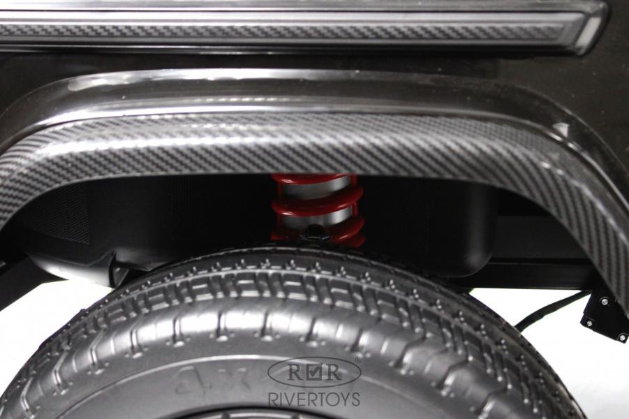 Детский электромобиль RiverToys Mercedes Benz G63 Y777YY черный