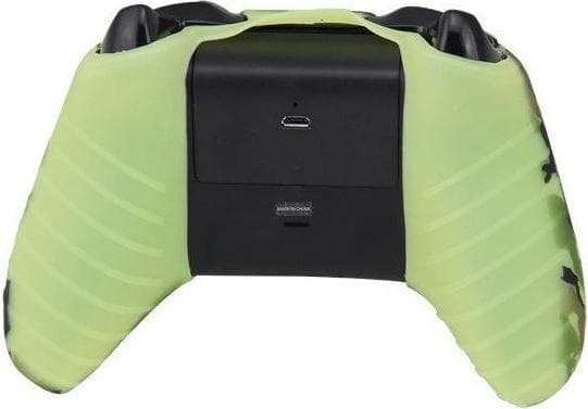 Силиконовый чехол для геймпада Microsoft XBOX One Wireless Controller (зелёный камуфляж)