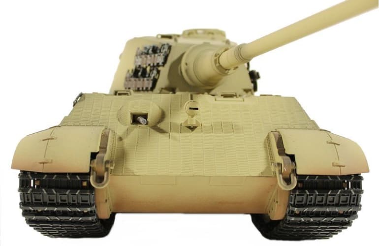Радиоуправляемый танк Torro King Tiger 1/16 дым (для ИК боя) V3.0 2.4G RTR, TR11510-CA-3.0