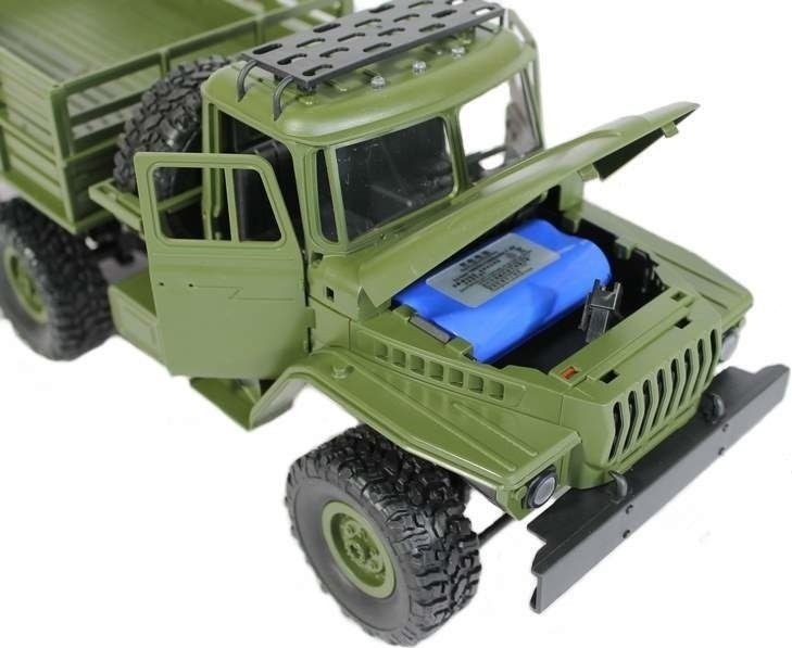 Радиоуправляемая модель MN Model Советский военный грузовик УРАЛ PRO 6WD (1к16) (MN-88S)