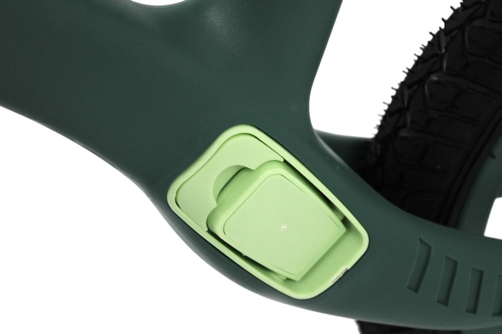 Детский беговел RiverToys (HB-001) (зеленый)