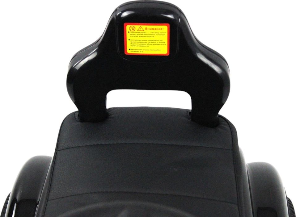 Детский толокар RiverToys Mercedes-AMG 300S (G300GG-D-BLACK-GLANEC) черный глянец