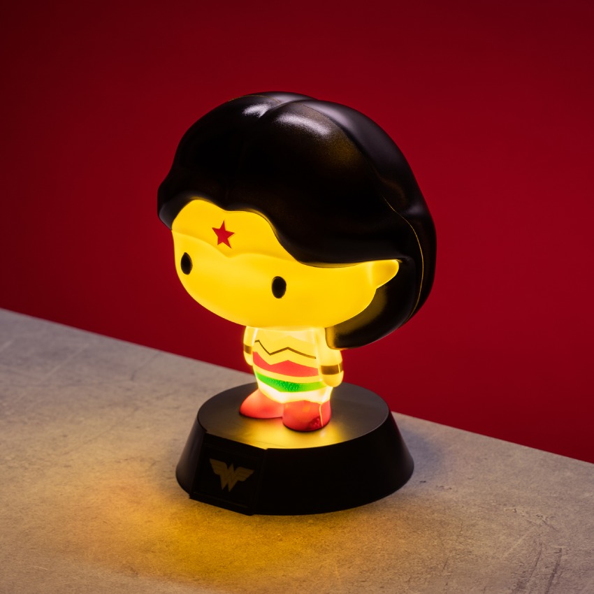 Светильник Paladone DC Wonder Woman 3D Character Light (PP4049DC)