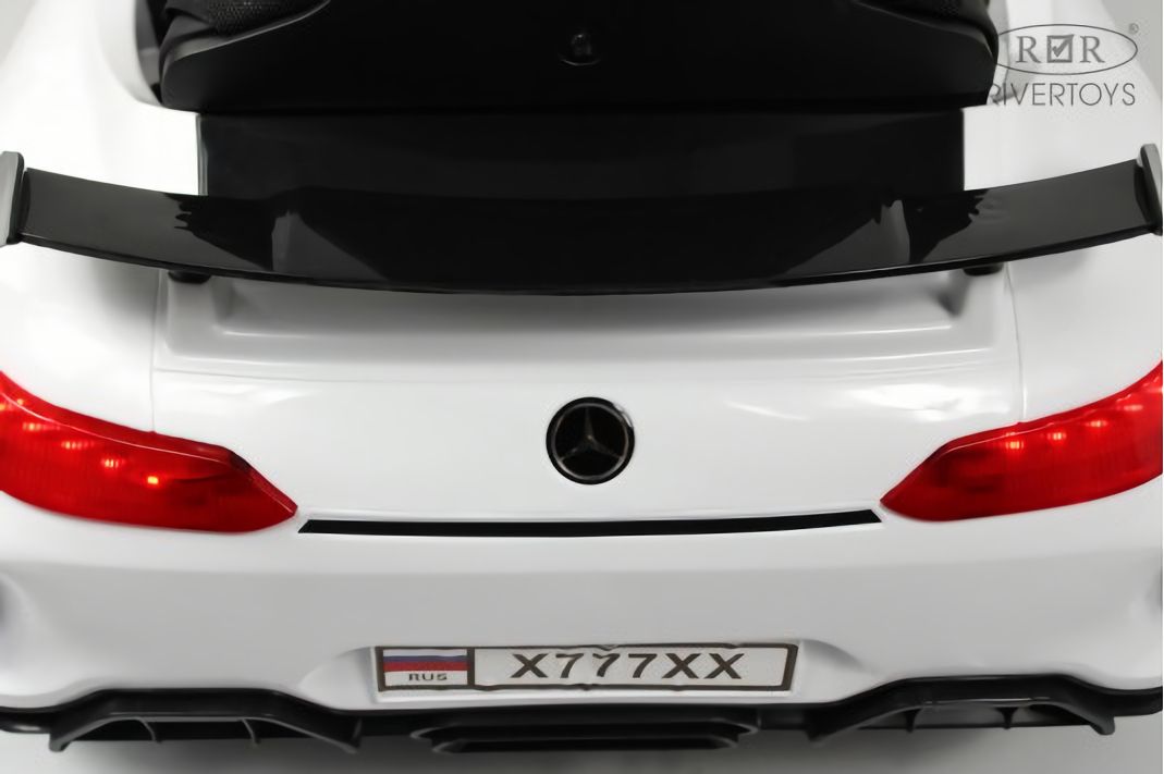 Детский электромобиль Mercedes-Benz AMG GT X777XX белый