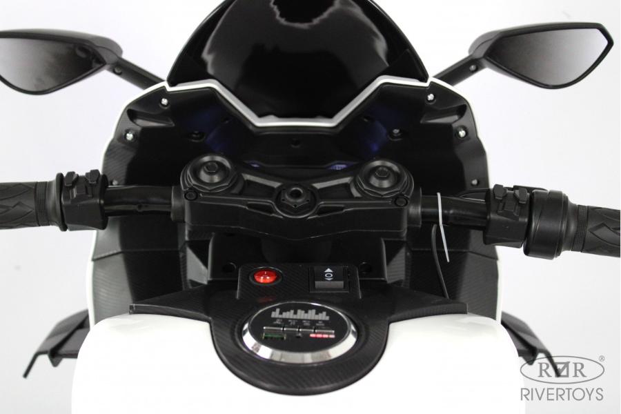 Детский электромотоцикл RiverToys М777БХ белый