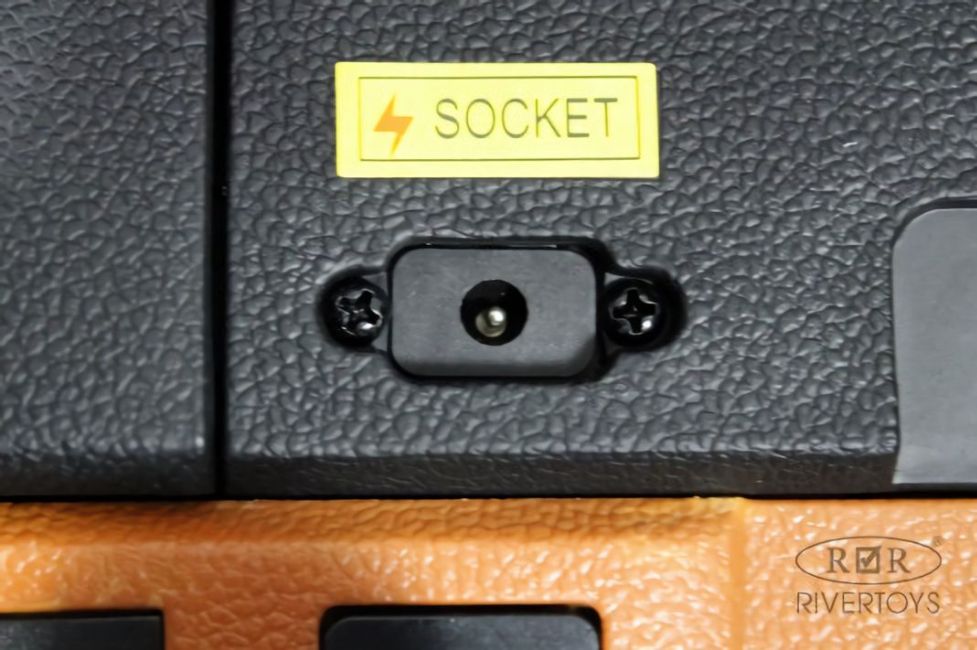 Детский электромобиль Mercedes-Maybach G650 Landaulet (M999MM) серый