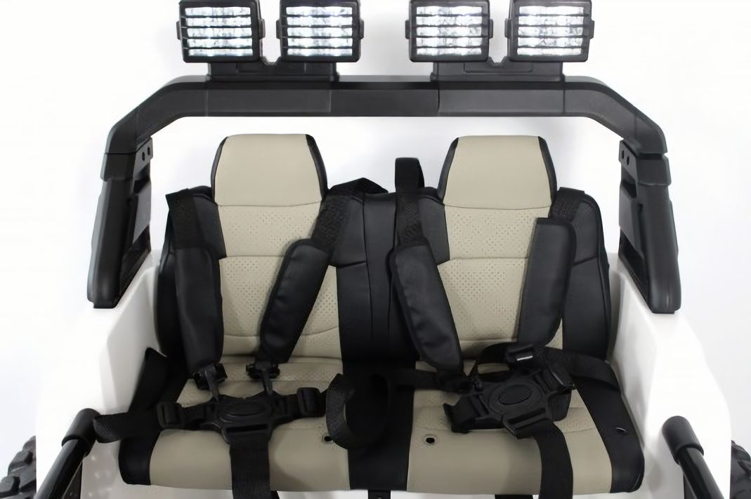 Детский электромобиль Jeep A222AA белый