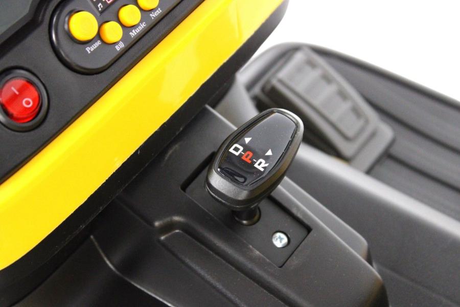 Детский электромобиль RiverToys K111KK желтый