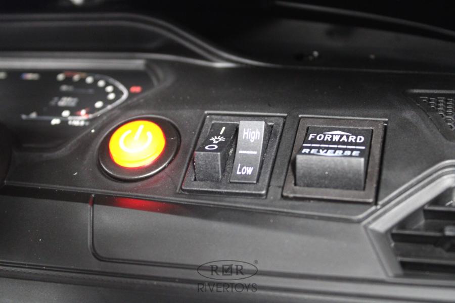 Детский электромобиль RiverToys BMW M4 (A004AA) черный