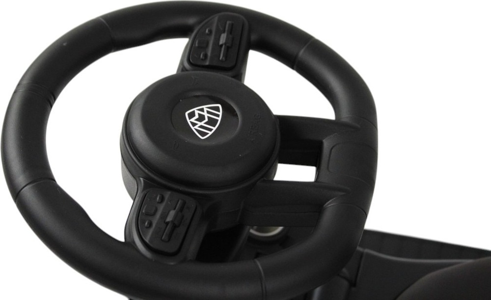 Детский толокар Mercedes-Benz GLS 600 RiverToys (Z003ZZ-B) (белый)