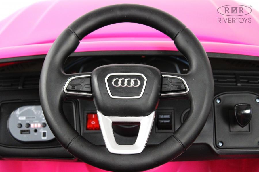 Детский электромобиль RiverToys AUDI Q7 (HL678) розовый