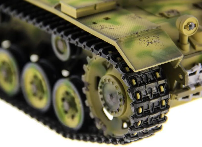 Р/У танк Taigen 1/16 Panzerkampfwagen III (Германия) HC (для ИК танкового боя) V3 2.4G RTR, TG3848-1HC-IR3.0