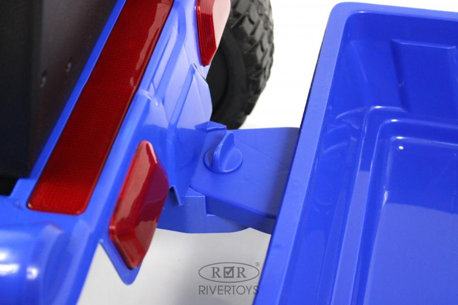 Детский электромобиль RiverToys трактор-погрузчик T333TT синий