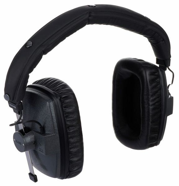 Проводные наушники Beyerdynamic DT 150 250 Ом