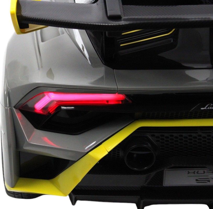 Детский электромобиль RiverToys Lamborghini Huracán STO (E888EE-GRAY) серый