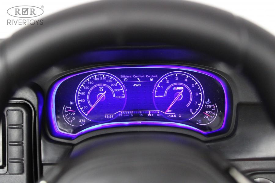 Детский электромобиль RiverToys BMW M5 Competition (A555MP) белый