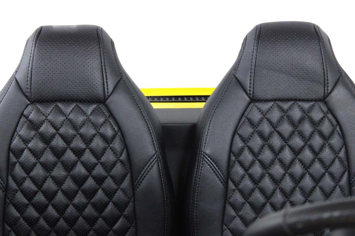 Детский электромобиль RiverToys AUDI R8 (M333MM) желтый