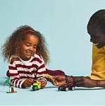 (EU) Строительный набор LEGO Marvel Дино-гонщики Спин и Электро (11198)